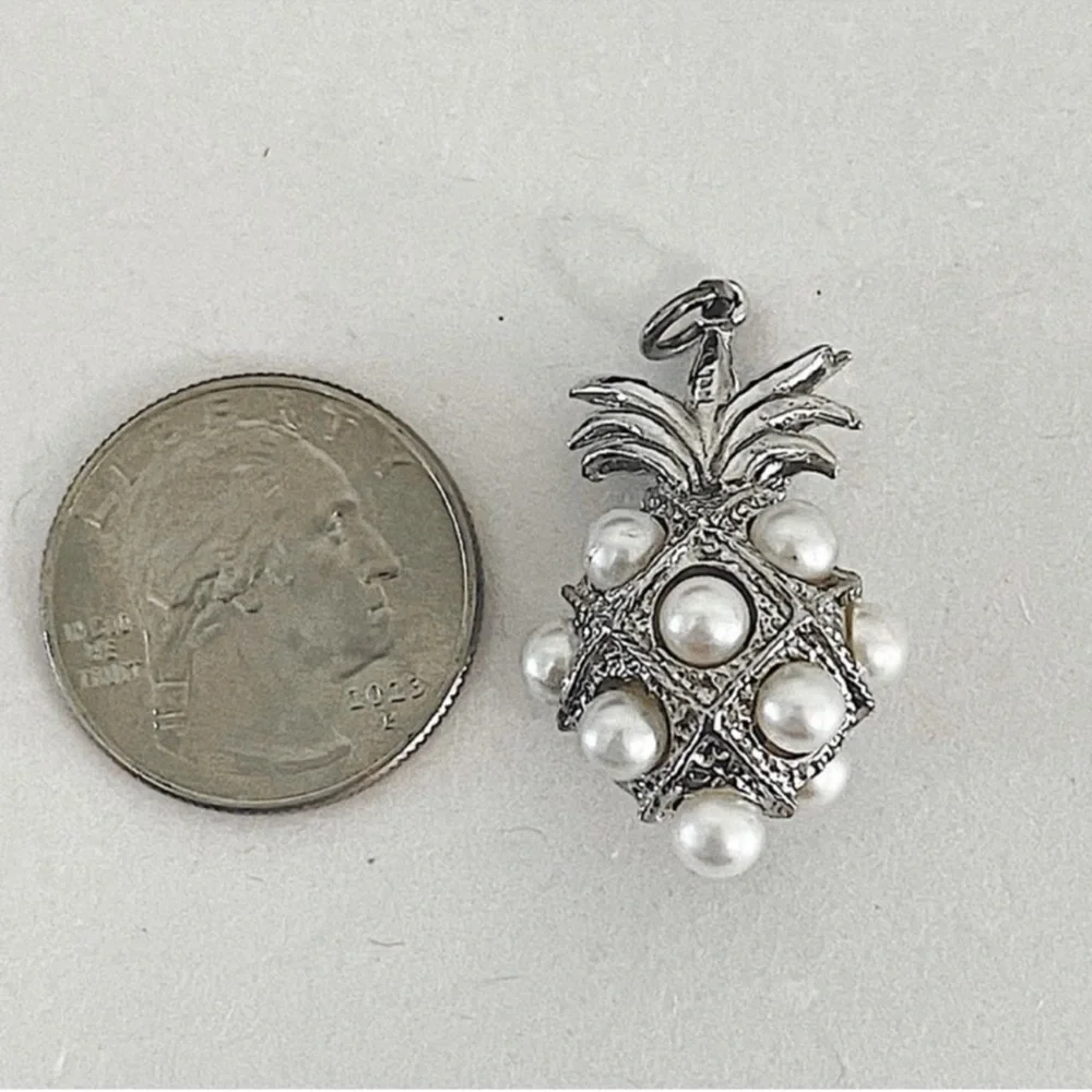 Vintage Pineapple Charm Faux Pearl Pendant Faux Pearl Silver